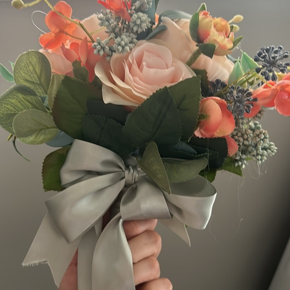 Bridesmaid blue peach pink green flower bouquets - Picture 2 of 4